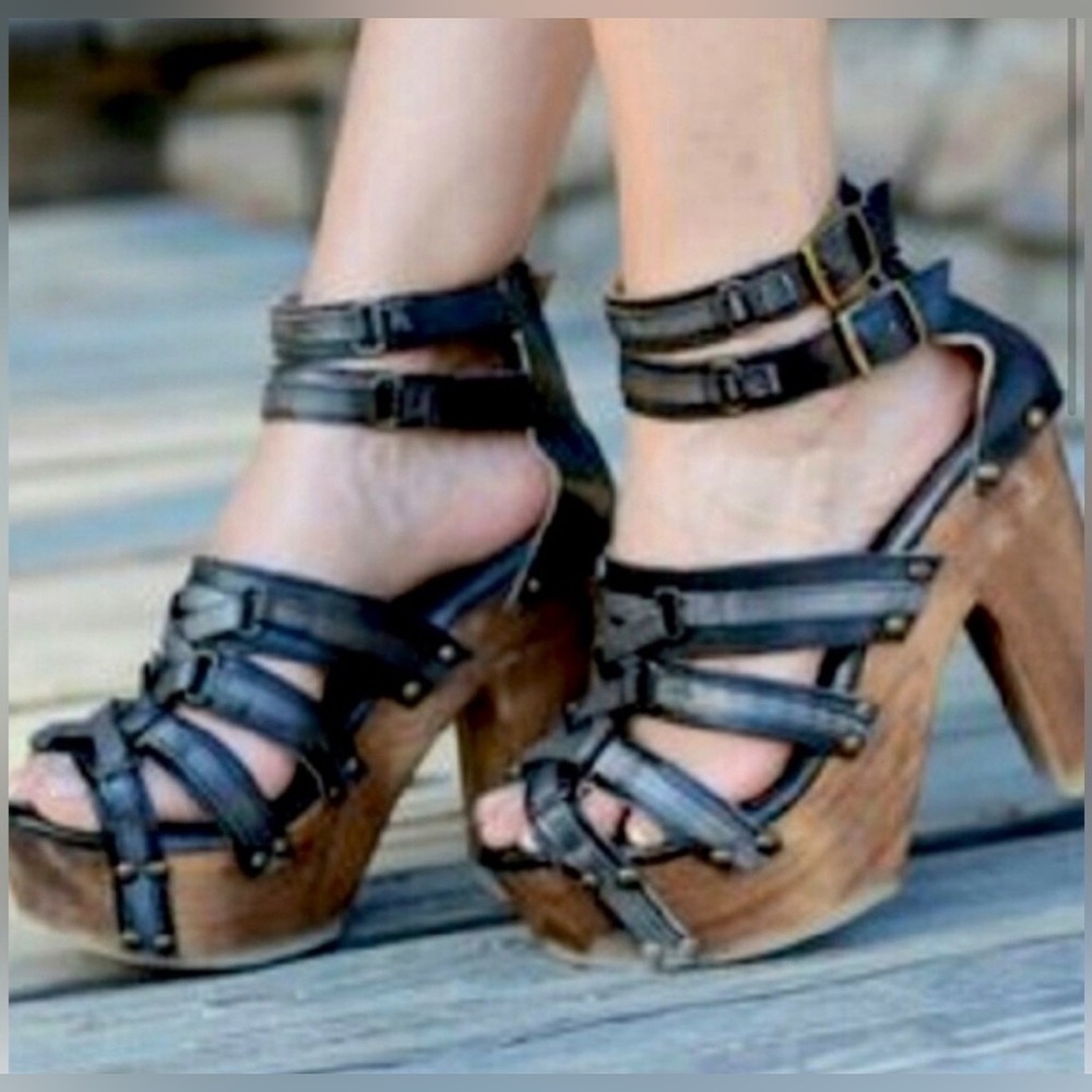 Bed Stu Black Strappy Wood Platform Sandals